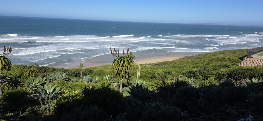 4 Bedroom Property for Sale in Dana Bay Western Cape